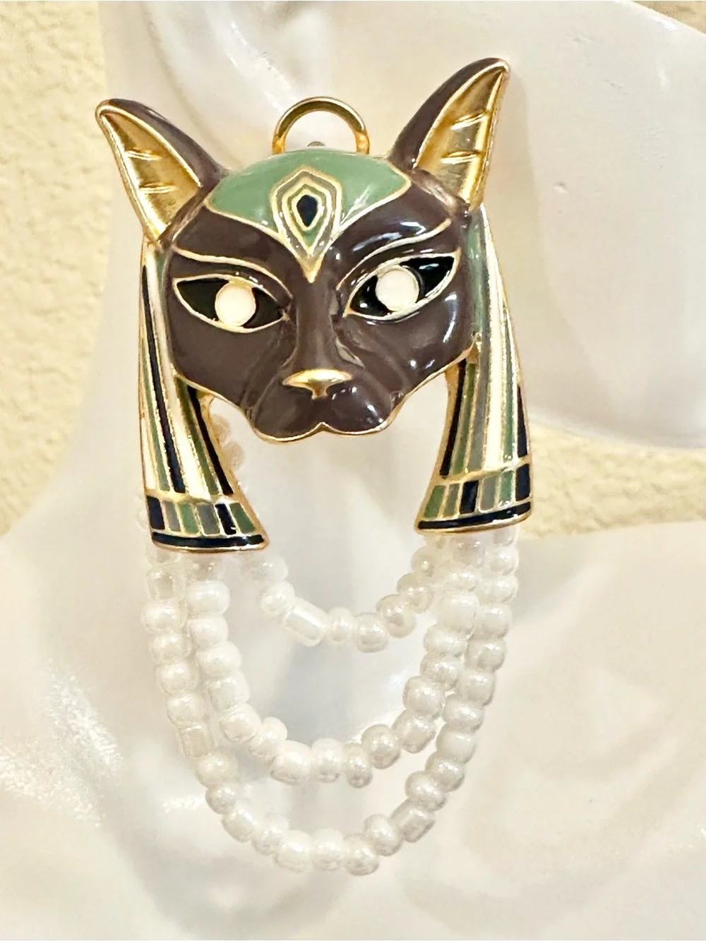 N/A stylish egyptian
